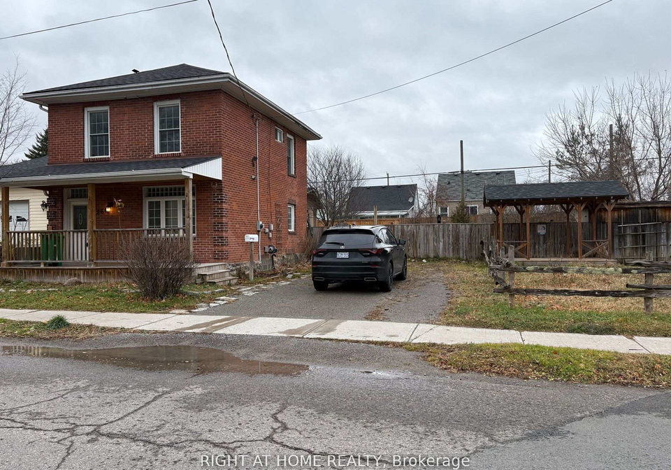 266-euclid-avenue-peterborough-ontario-x12704116