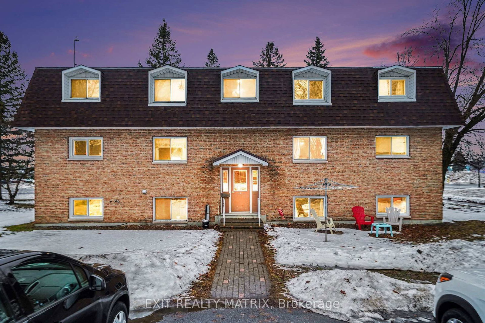 1-john-street-south-dundas-ontario-x12704854