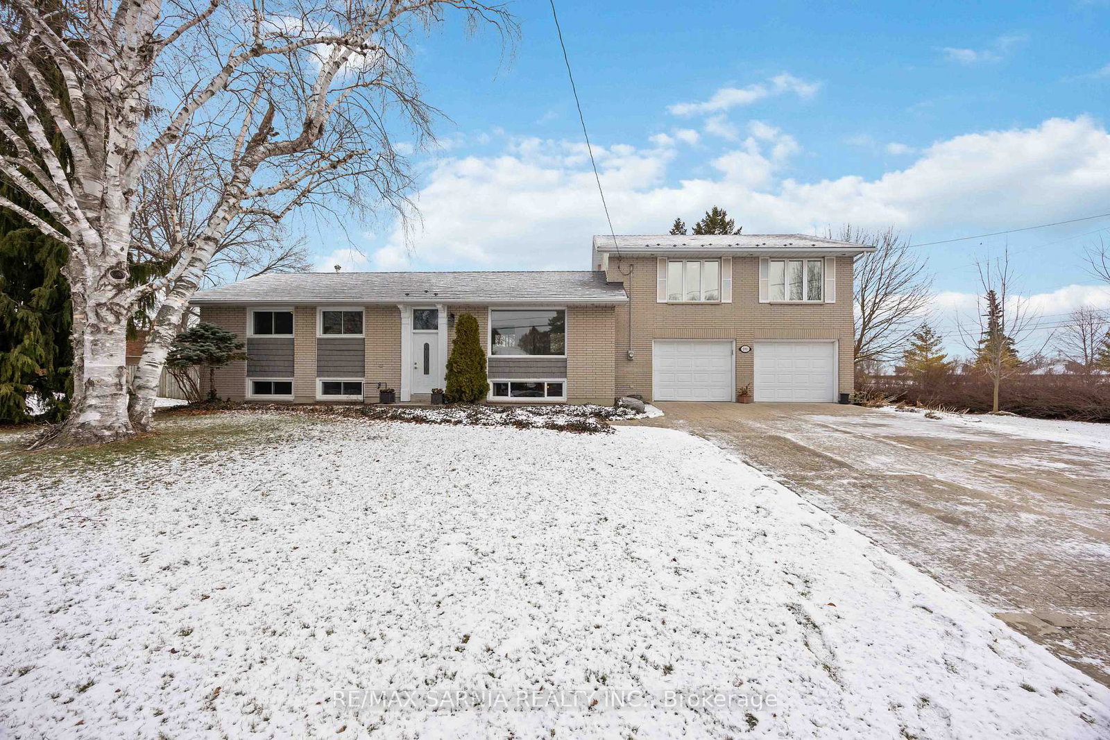 1910-kenwick-street-sarnia-ontario-x12705314