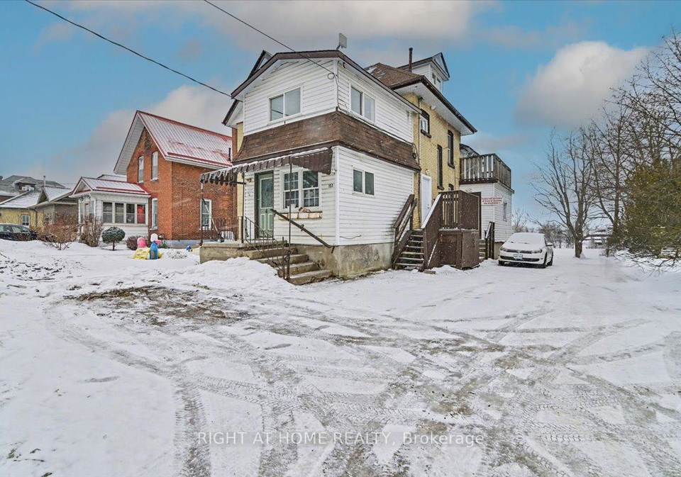 157-lindsay-street-s-kawartha-lakes-ontario-x12705334