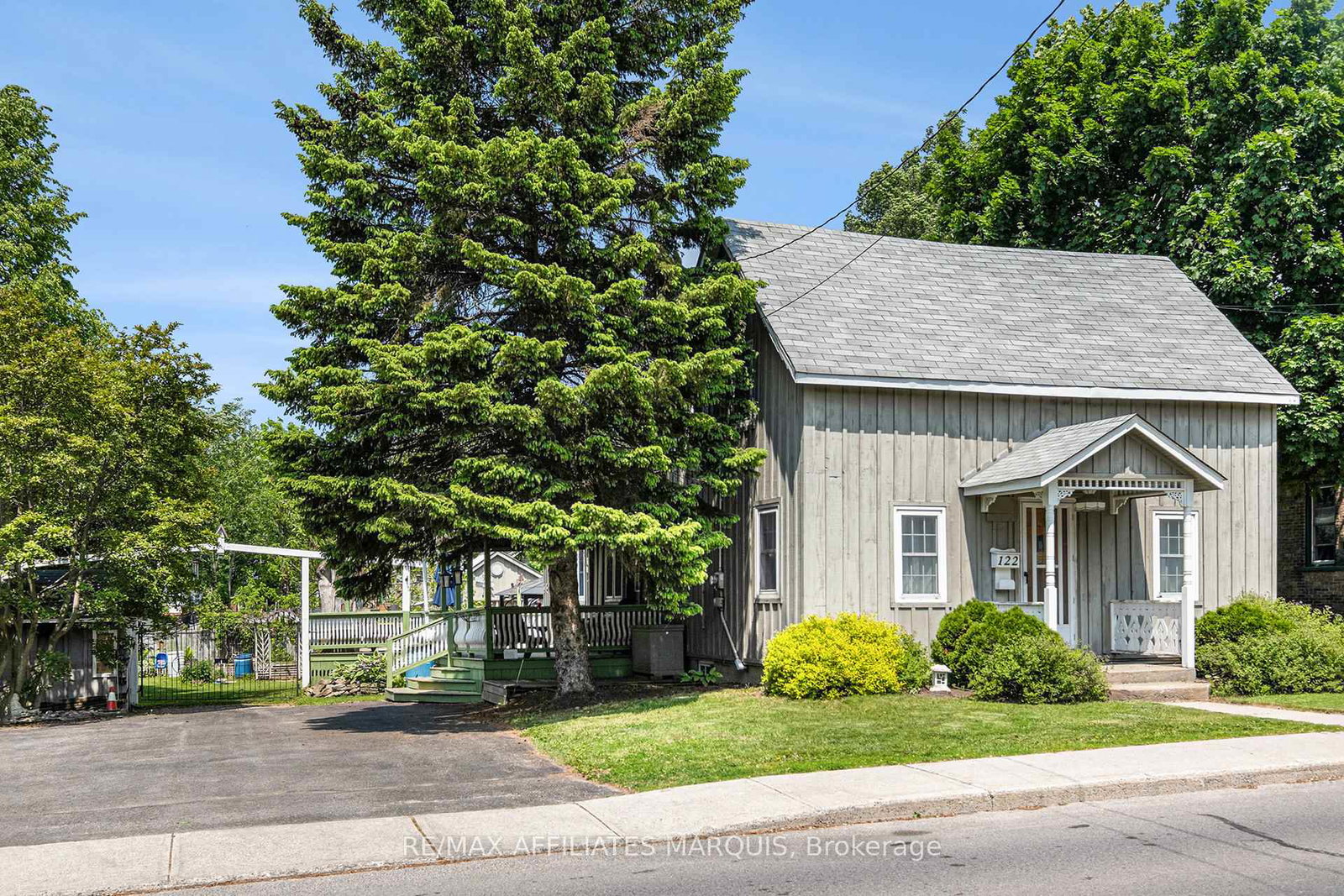 122-chambers-street-smiths-falls-ontario-x12707388