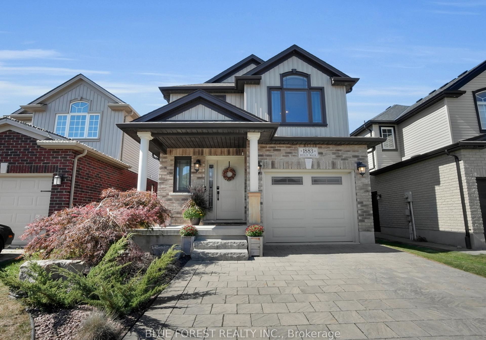 1883-reilly-walk-london-north-ontario-x12707722
