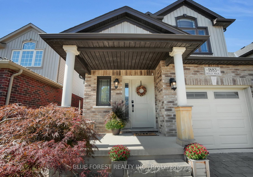 1883-reilly-walk-london-north-ontario-x12707722