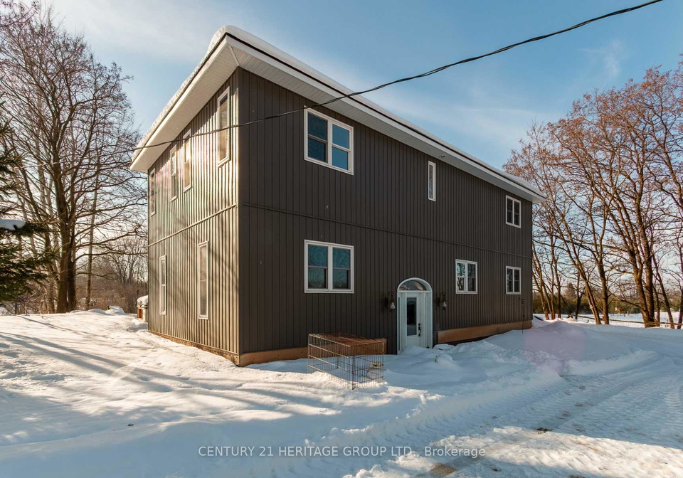 797177-east-back-line-chatsworth-ontario-x12707946