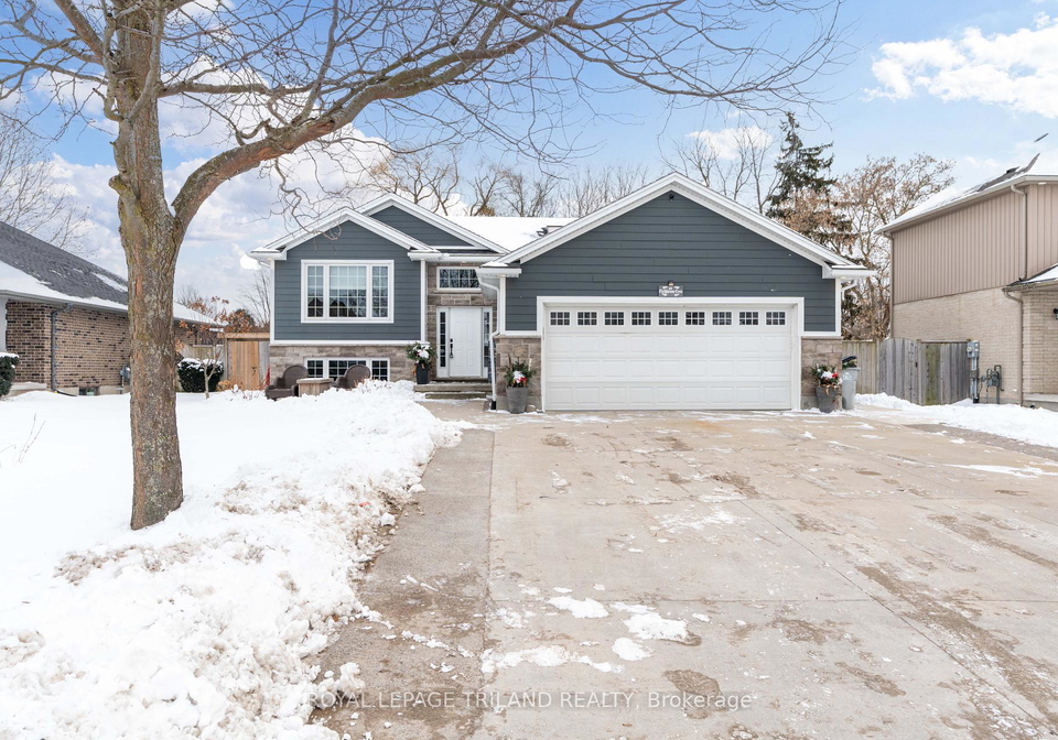 42-fieldstone-crescent-middlesex-centre-ontario-x12708346