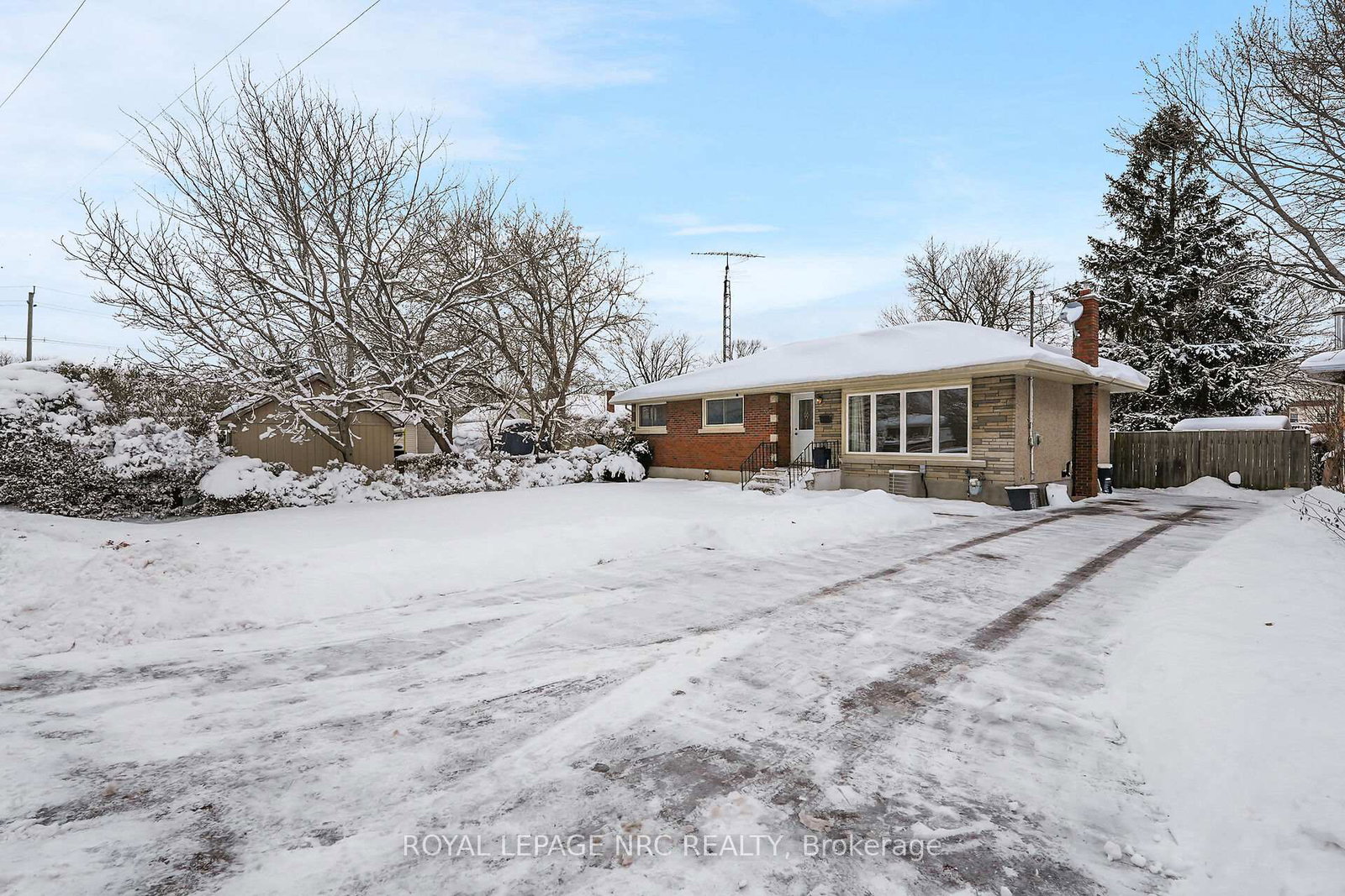 3-cayuga-avenue-st-catharines-ontario-x12708768