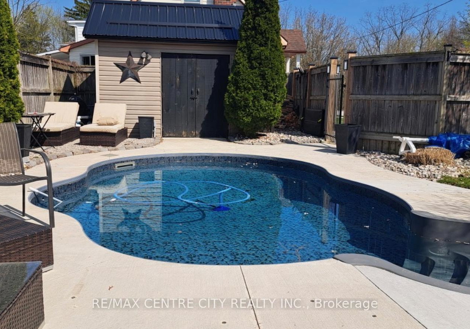 32-third-avenue-st-thomas-ontario-x12708840