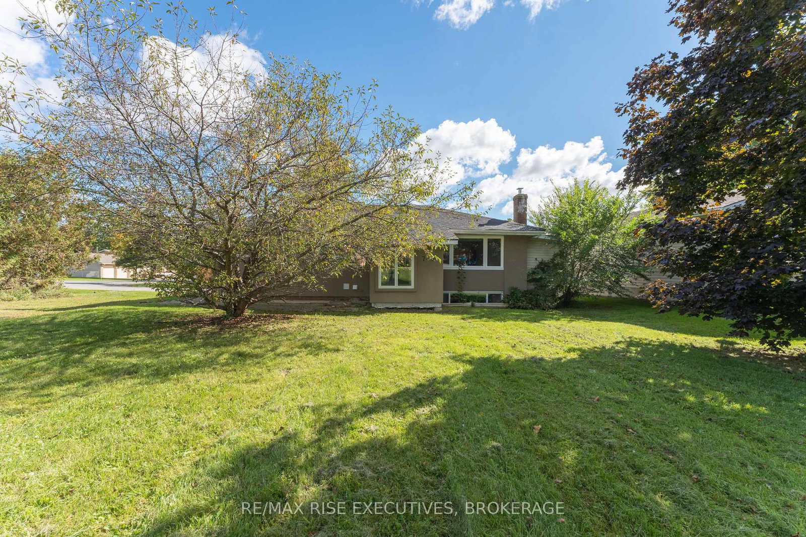 740-collins-bay-road-kingston-ontario-x12709576