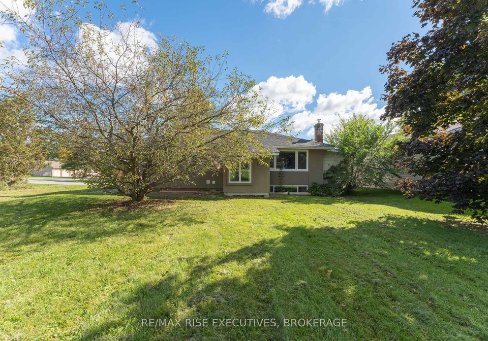 740-collins-bay-road-kingston-ontario-x12709576