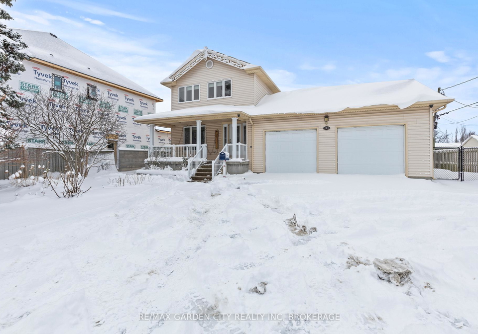 10moffatt-street-st-catharines-ontario-x12709894