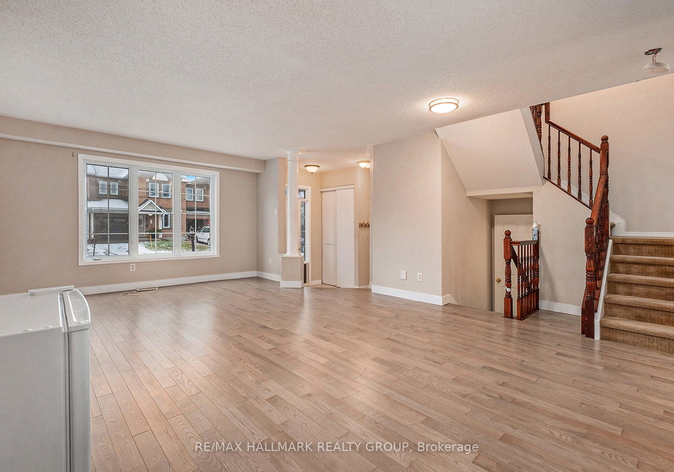 57-collington-street-ottawa-ontario-x12709980