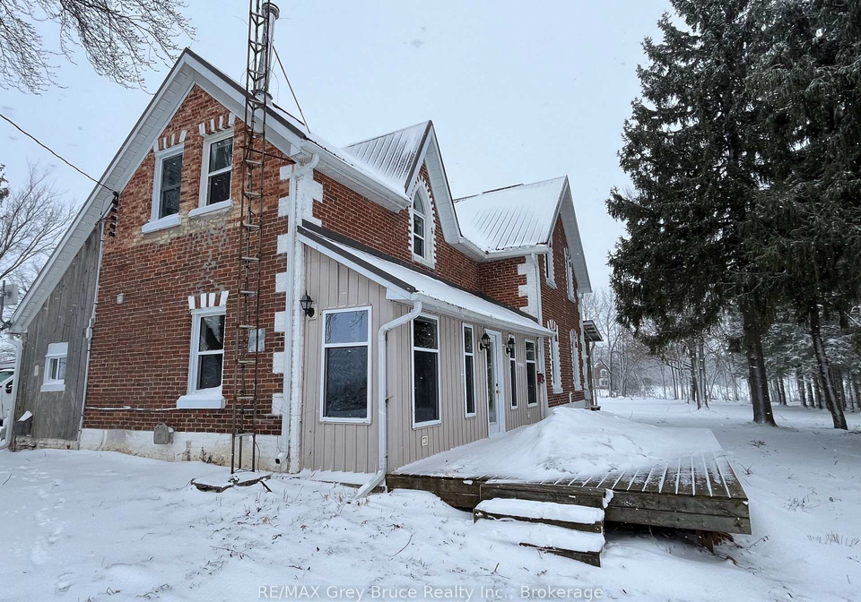 801512-sideroad-2-chatsworth-ontario-x12710094