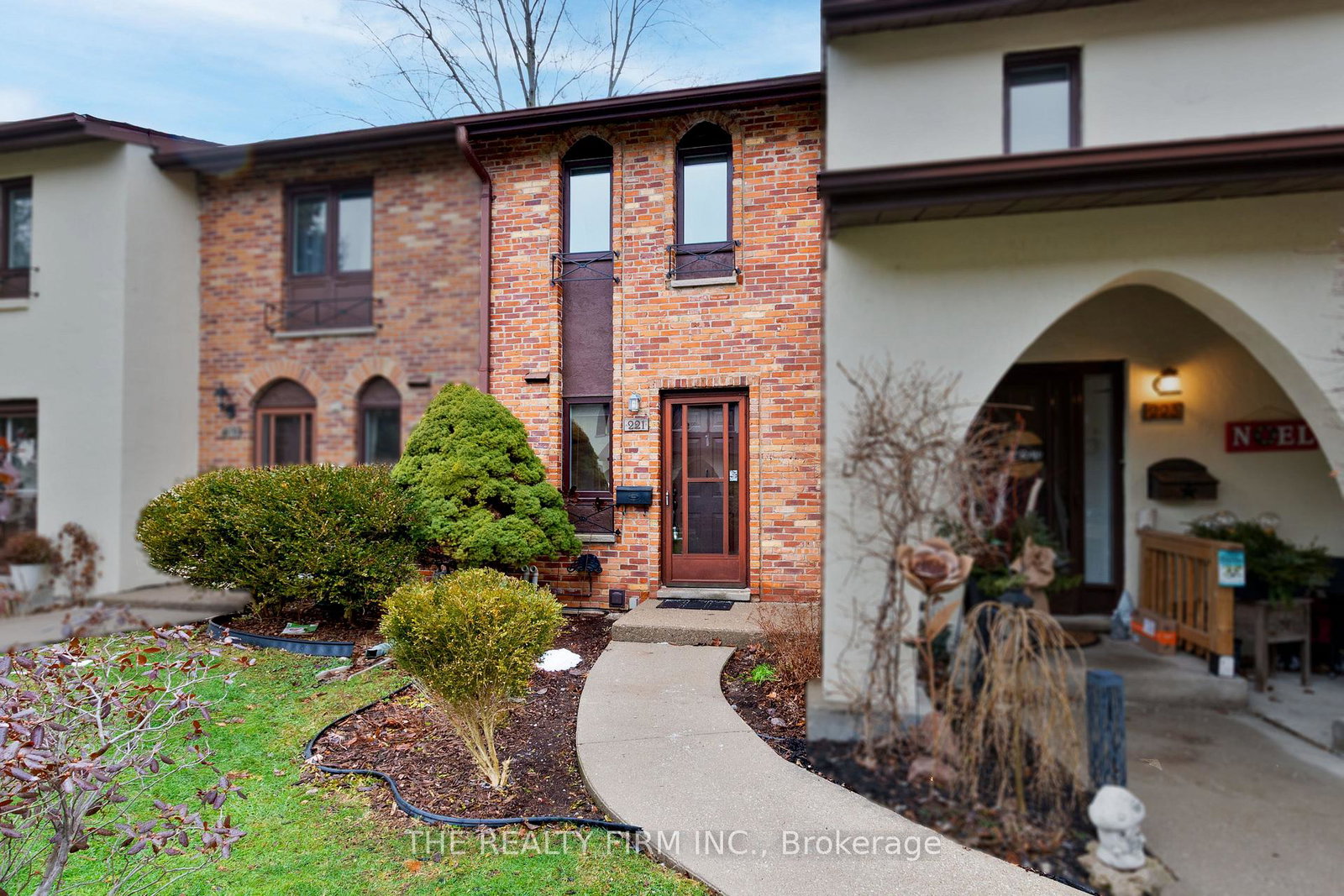 2millbank-drive-london-south-ontario-x12710372