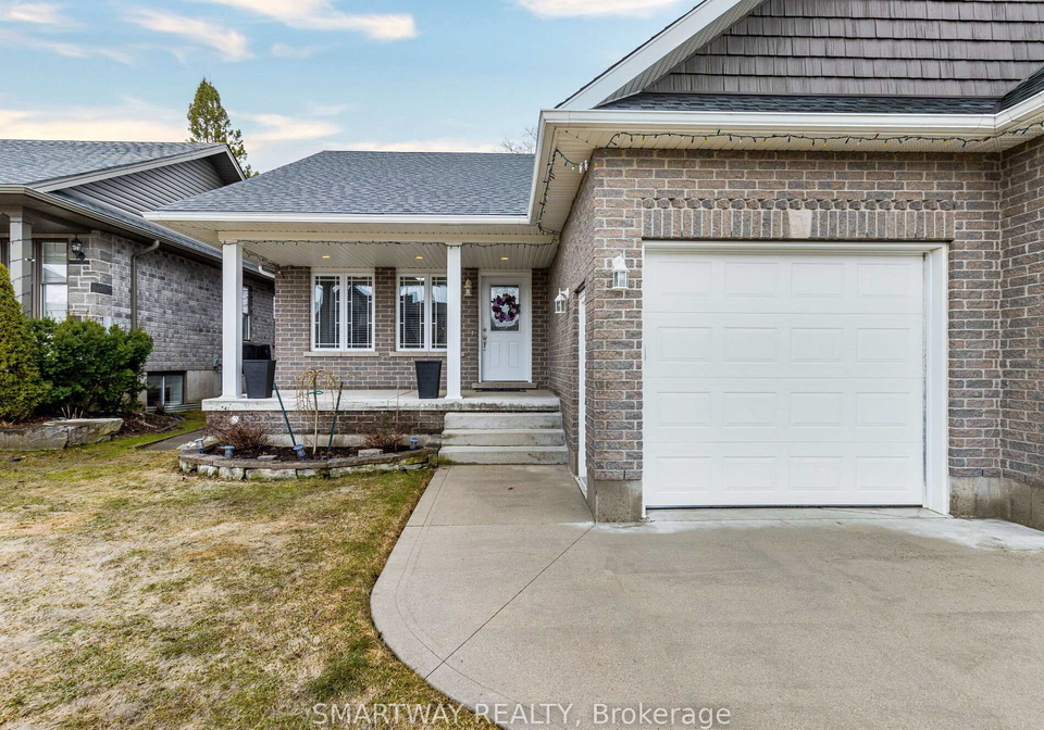 109-rubys-crescent-wellington-north-ontario-x12710898