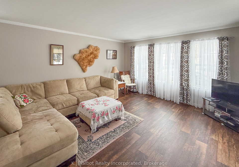 13-sutton-drive-ashfield-colborne-wawanosh-ontario-x12710946