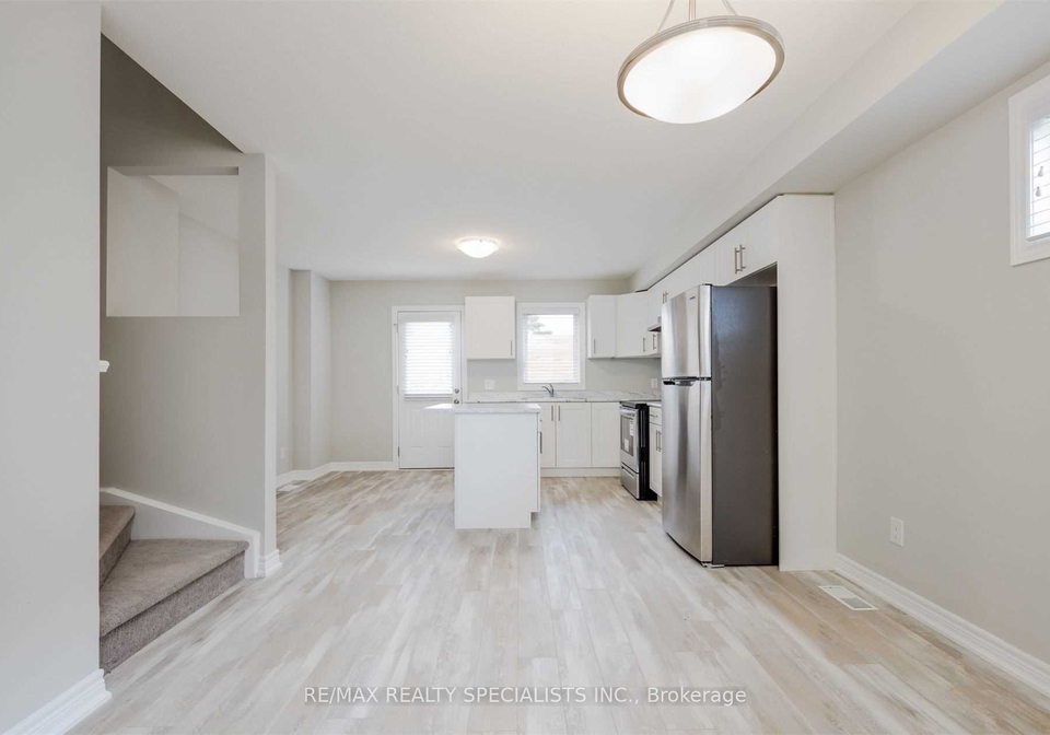 7768-ascot-circle-niagara-falls-ontario-x12711130