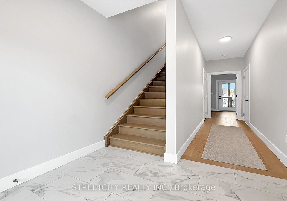 2500-main-street-london-south-ontario-x12711498