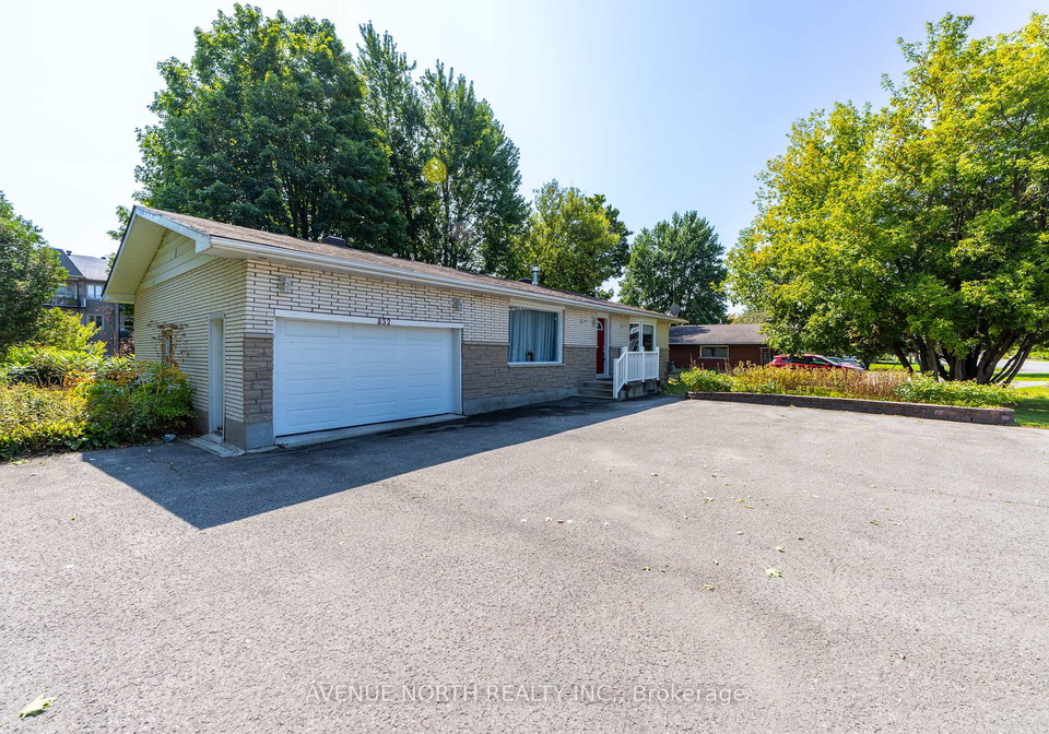 832-notre-dame-street-russell-ontario-x12711638