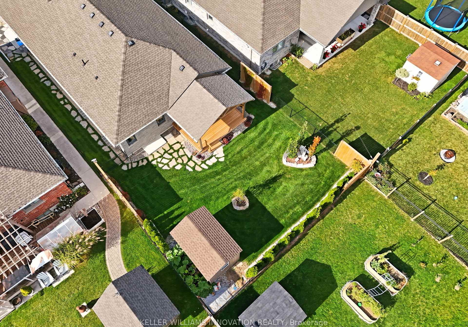16-forbes-crescent-north-perth-ontario-x12711758