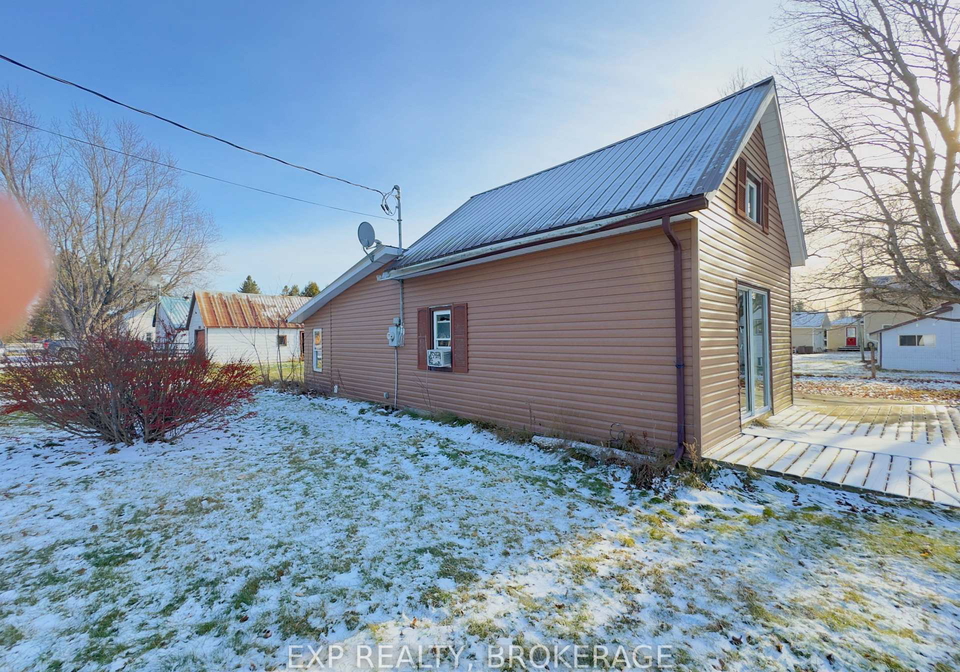 10-jones-street-addington-highlands-ontario-x12712220