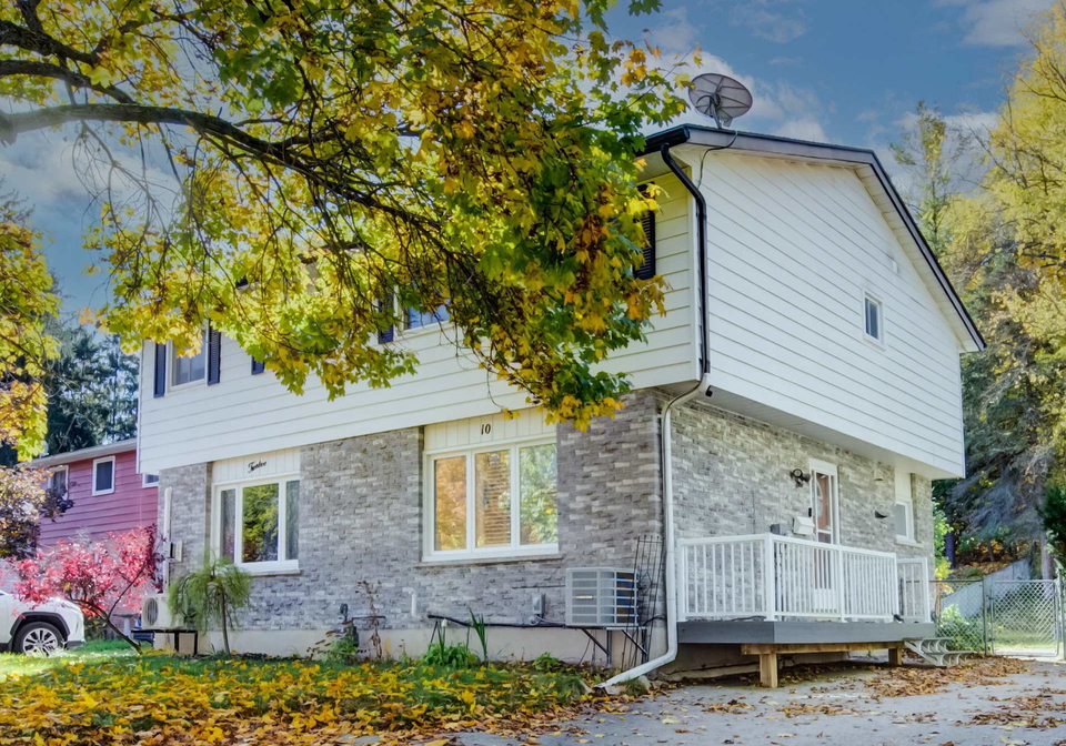 10-innes-place-woodstock-ontario-x12712328