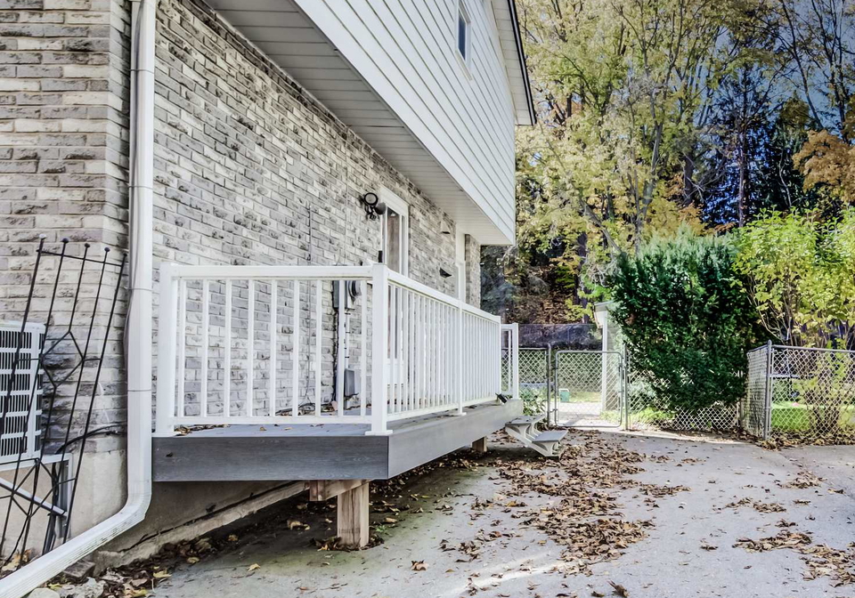 10-innes-place-woodstock-ontario-x12712328