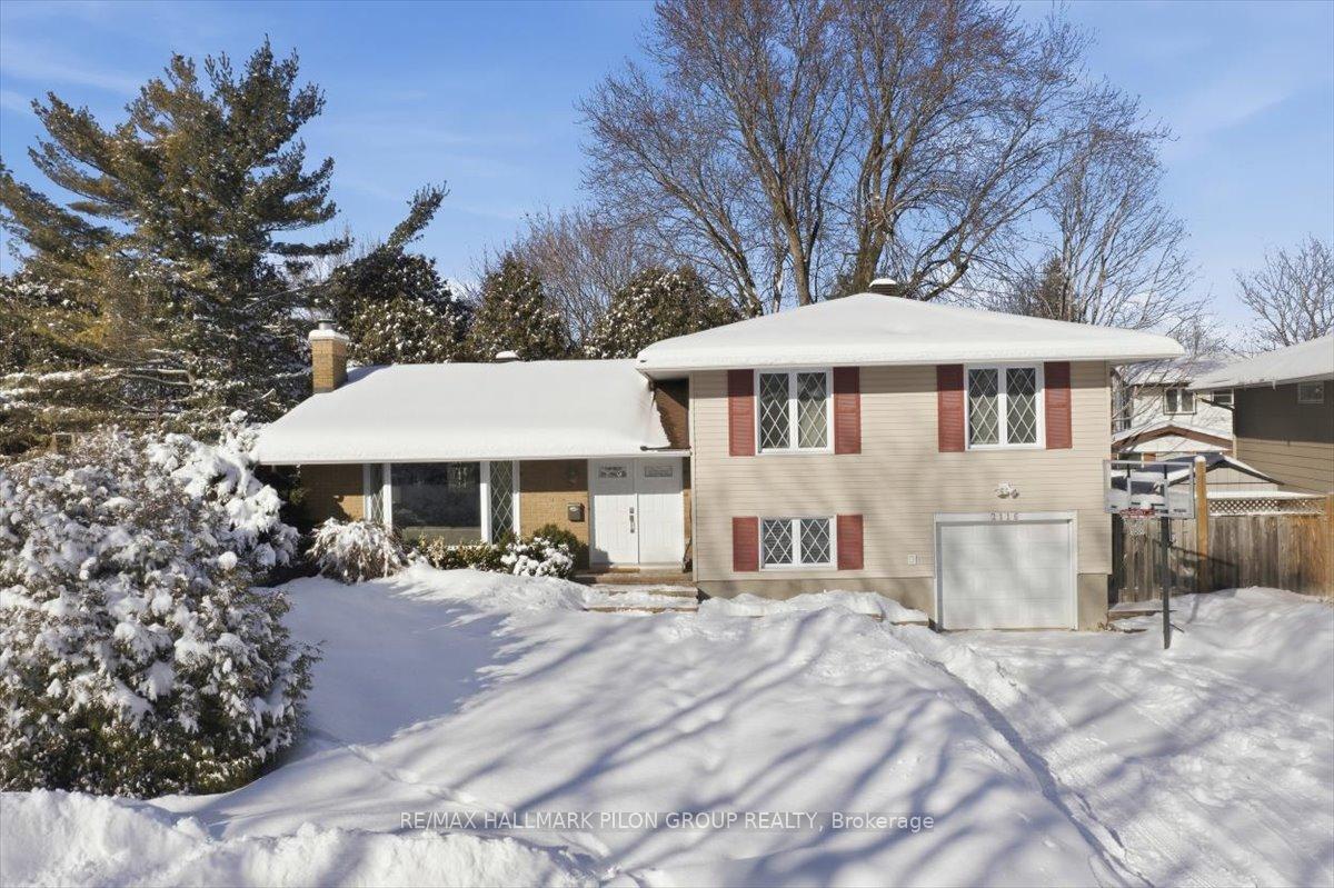 2116-grafton-crescent-ottawa-ontario-x12712332