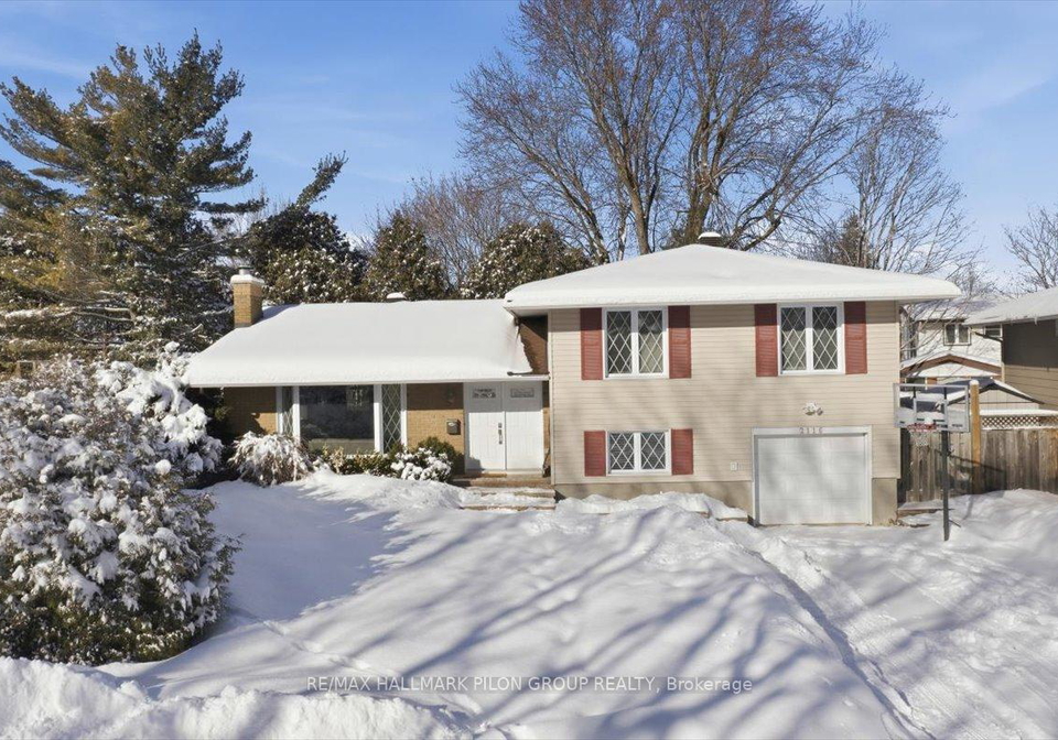 2116-grafton-crescent-ottawa-ontario-x12712332