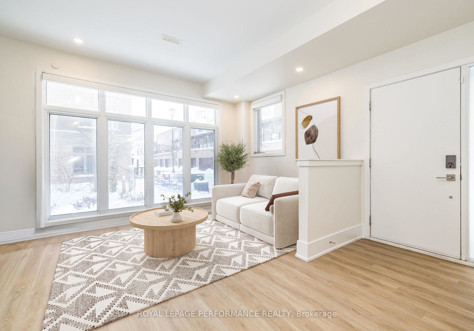225-makadewa-private-w-ottawa-ontario-x12712990