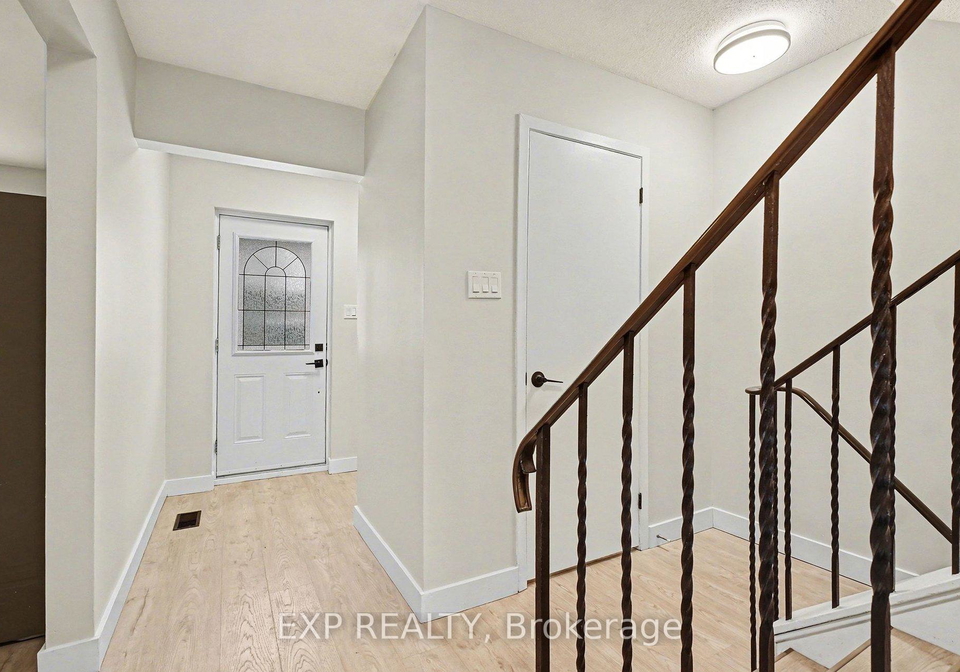 2336-orient-park-drive-ottawa-ontario-x12713028