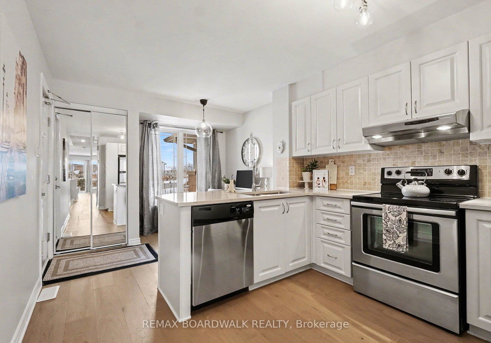 786-lakeridge-drive-ottawa-ontario-x12713184