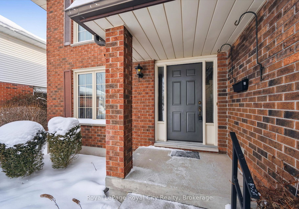 22-pheasant-run-drive-guelph-ontario-x12713354