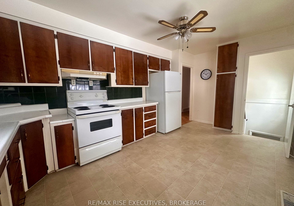 354-meadowcrest-road-kingston-ontario-x12713504