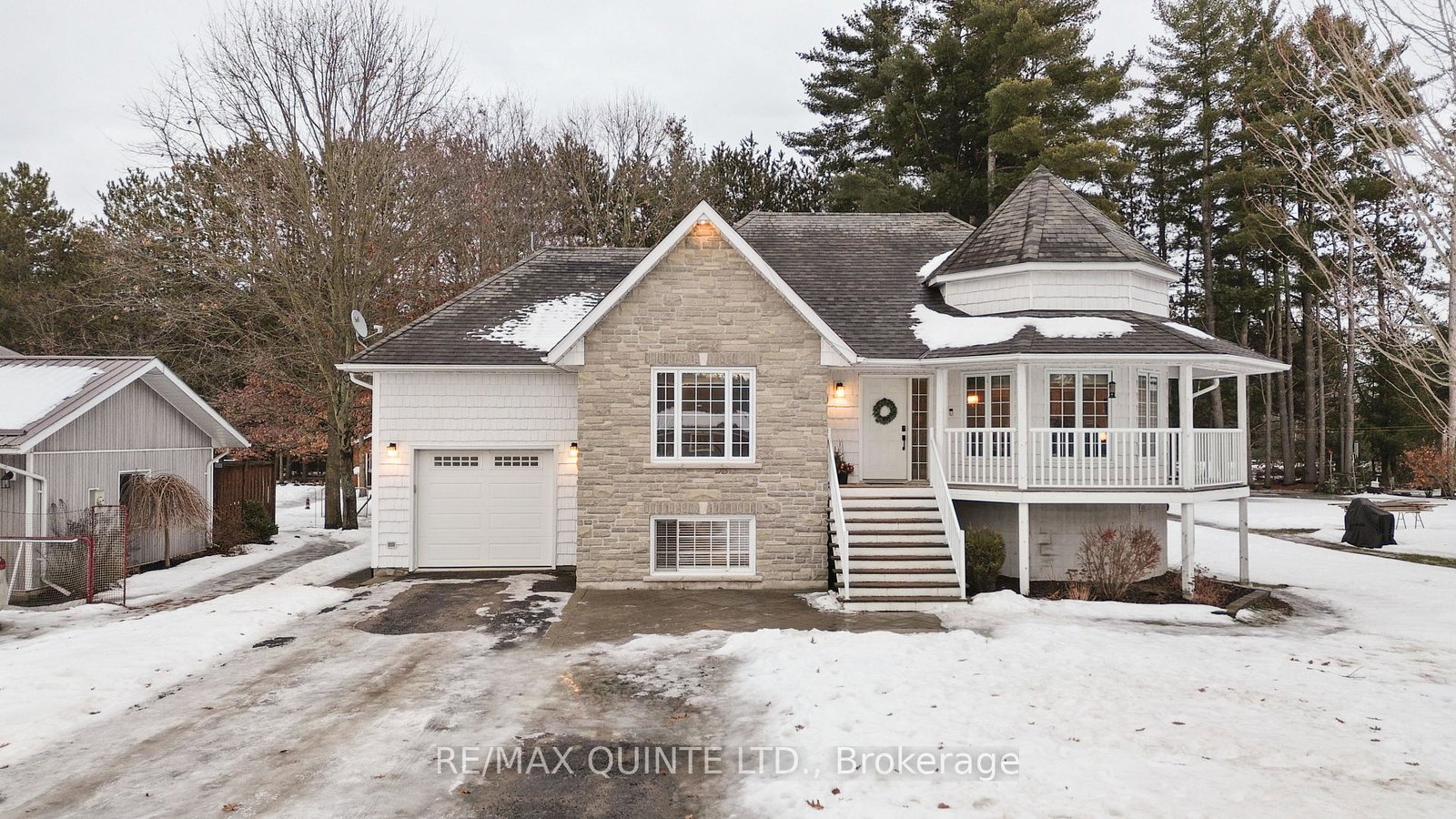 40-charles-court-tweed-ontario-x12713588