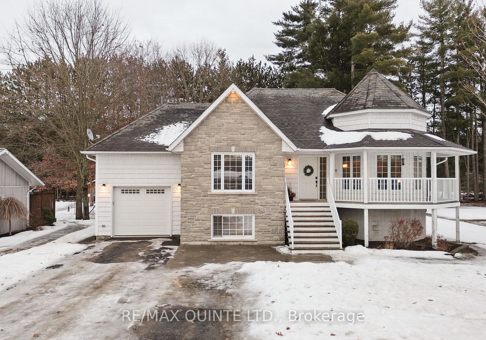 40-charles-court-tweed-ontario-x12713588
