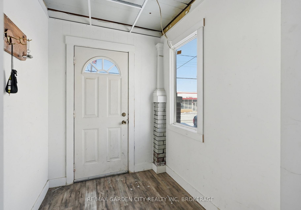 62-eastchester-avenue-n-st-catharines-ontario-x12713634