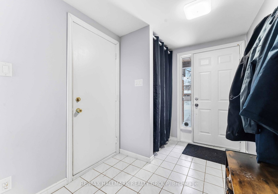 648-brome-crescent-ottawa-ontario-x12713768