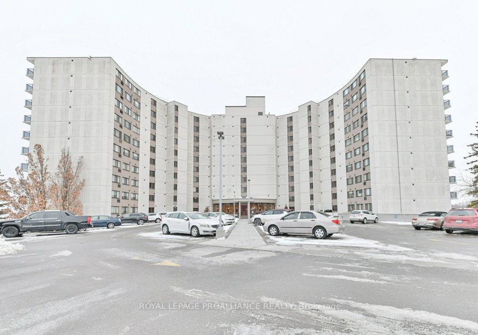2-s-front-street-belleville-ontario-x12713870