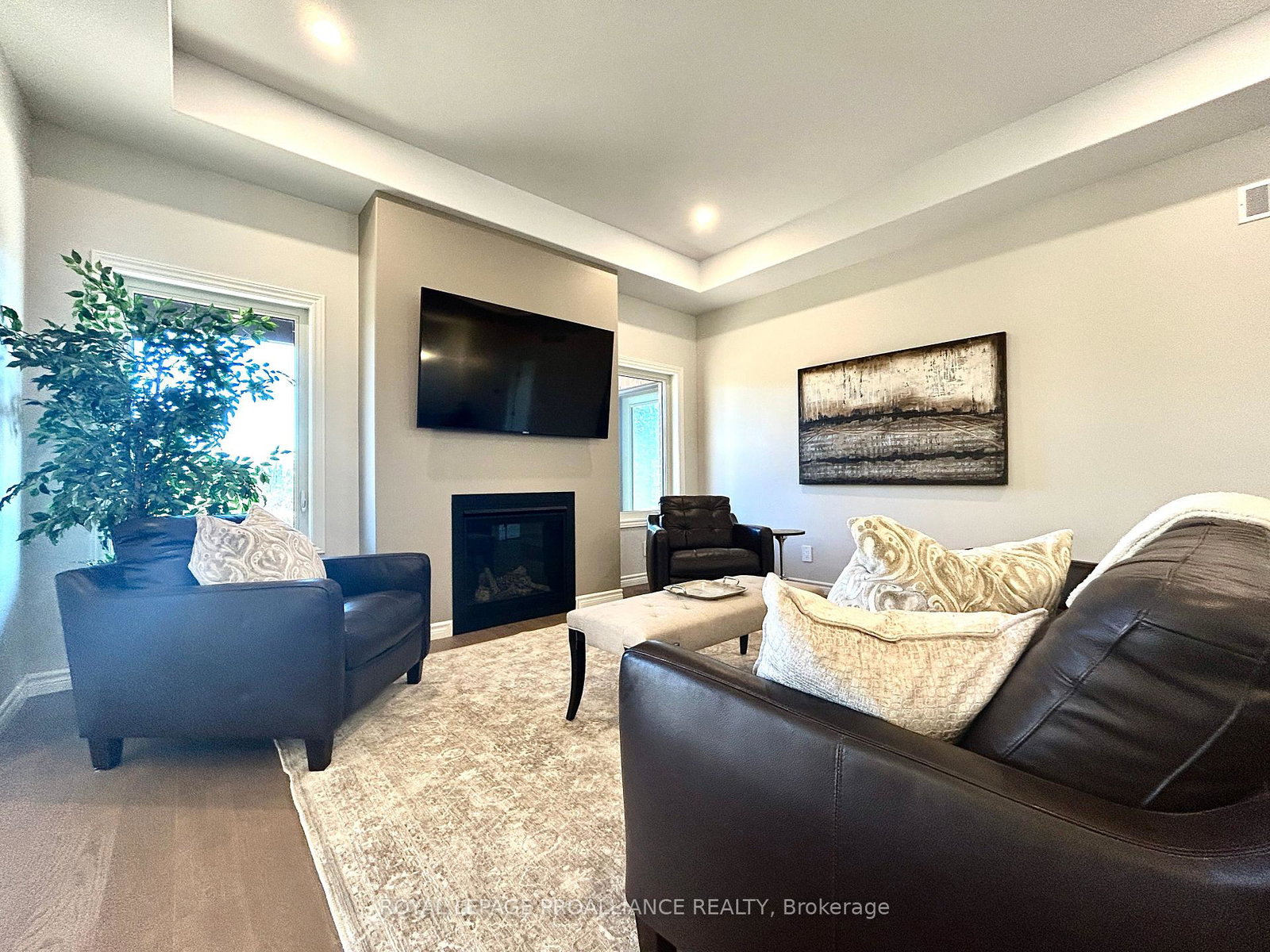 130-stonecrest-boulevard-quinte-west-ontario-x12714100