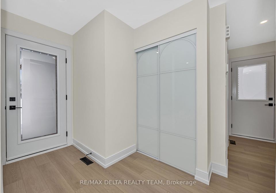 1843-brousseau-crescent-ottawa-ontario-x12714182