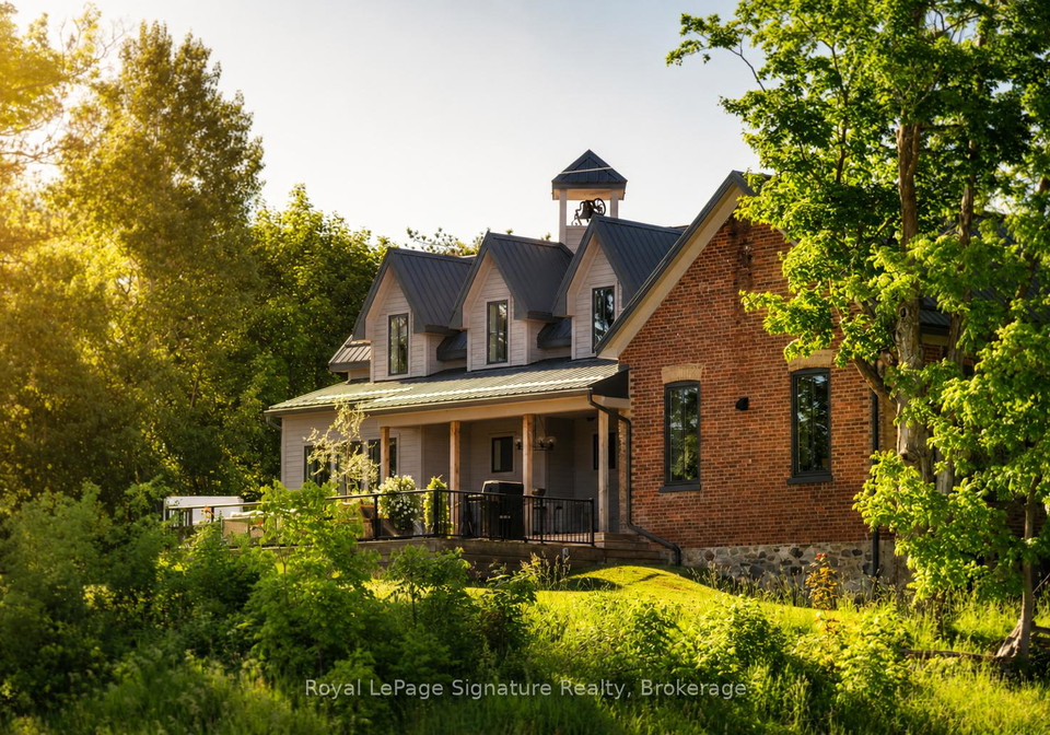 356598-the-blue-mountains-euphrasia-grey-highlands-ontario-x12714600