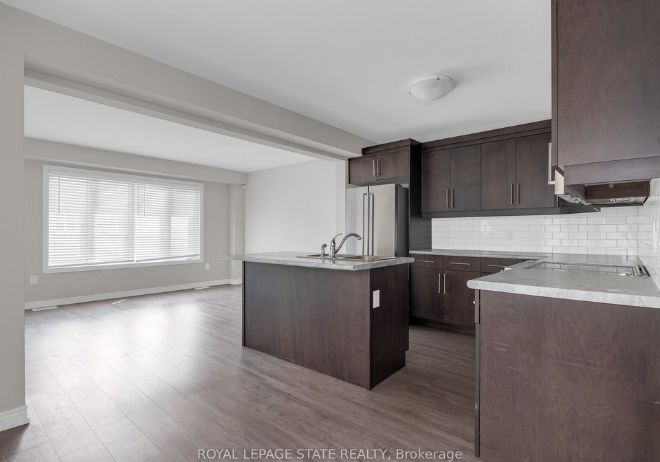 9573-tallgrass-avenue-niagara-falls-ontario-x12714734