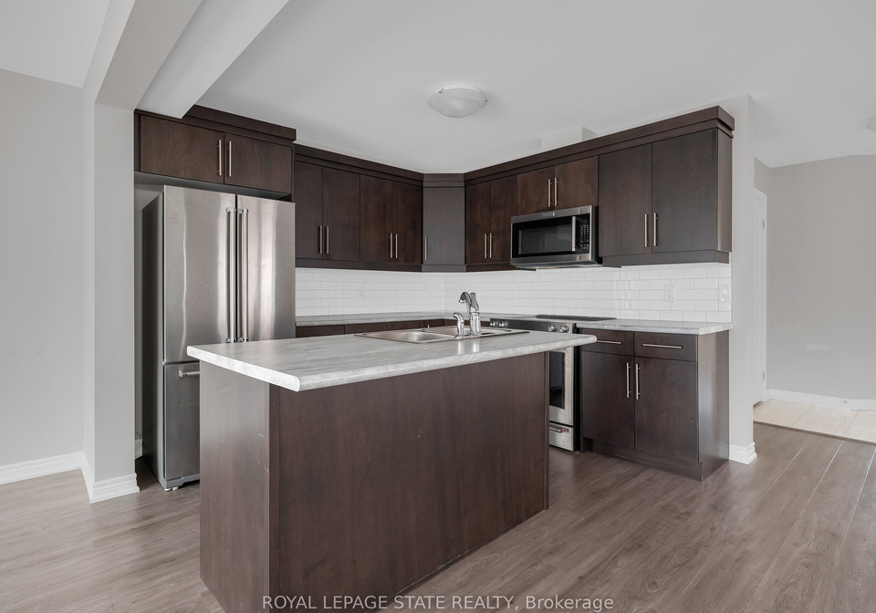 9573-tallgrass-avenue-niagara-falls-ontario-x12714734
