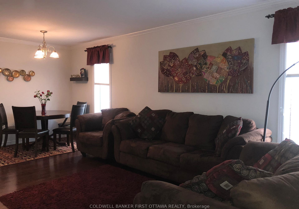 601-clearbrook-drive-ottawa-ontario-x12714982