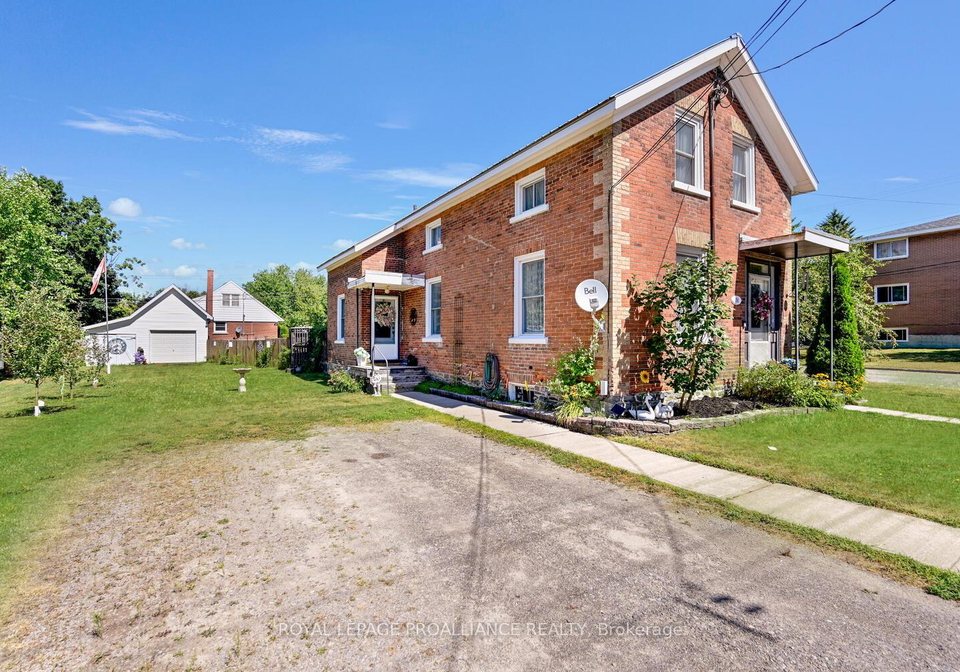 394-park-street-e-prescott-ontario-x12715282