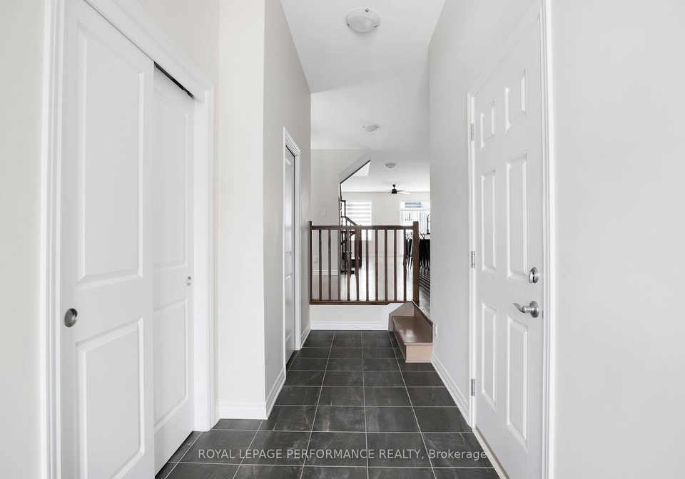 1011-kijik-crescent-ottawa-ontario-x12715288