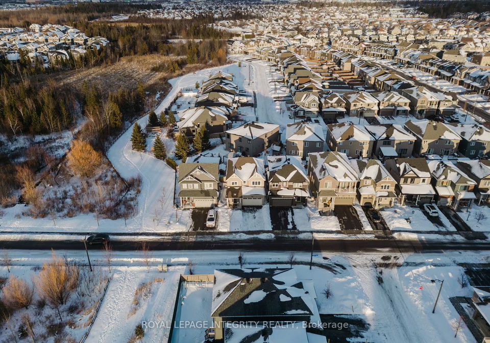 719-samantha-eastop-avenue-ottawa-ontario-x12715762