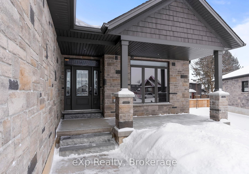 127-dougs-crescent-wellington-north-ontario-x12715992