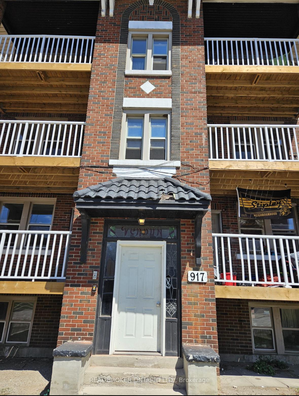 917-main-street-e-hamilton-ontario-x12716394