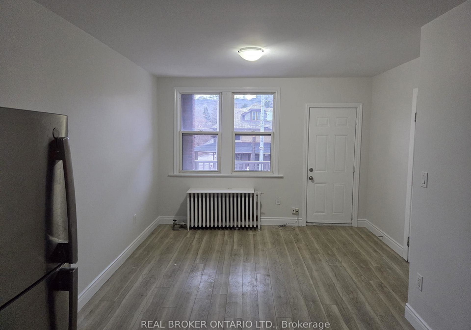 917-main-street-e-hamilton-ontario-x12716394
